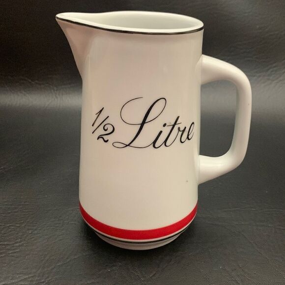 SPAL Porcelanas Portugal 14 White Red Black 1/2  Litre Milk Cream Sauce Pitcher - Picture 1 of 5